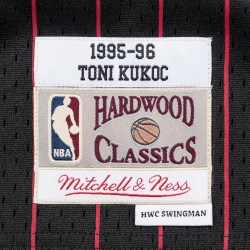 toni-kukoc-chicago-bulls-1995-96-black-swingman-SMJYAC18082-CBUBLCK95TKU-2